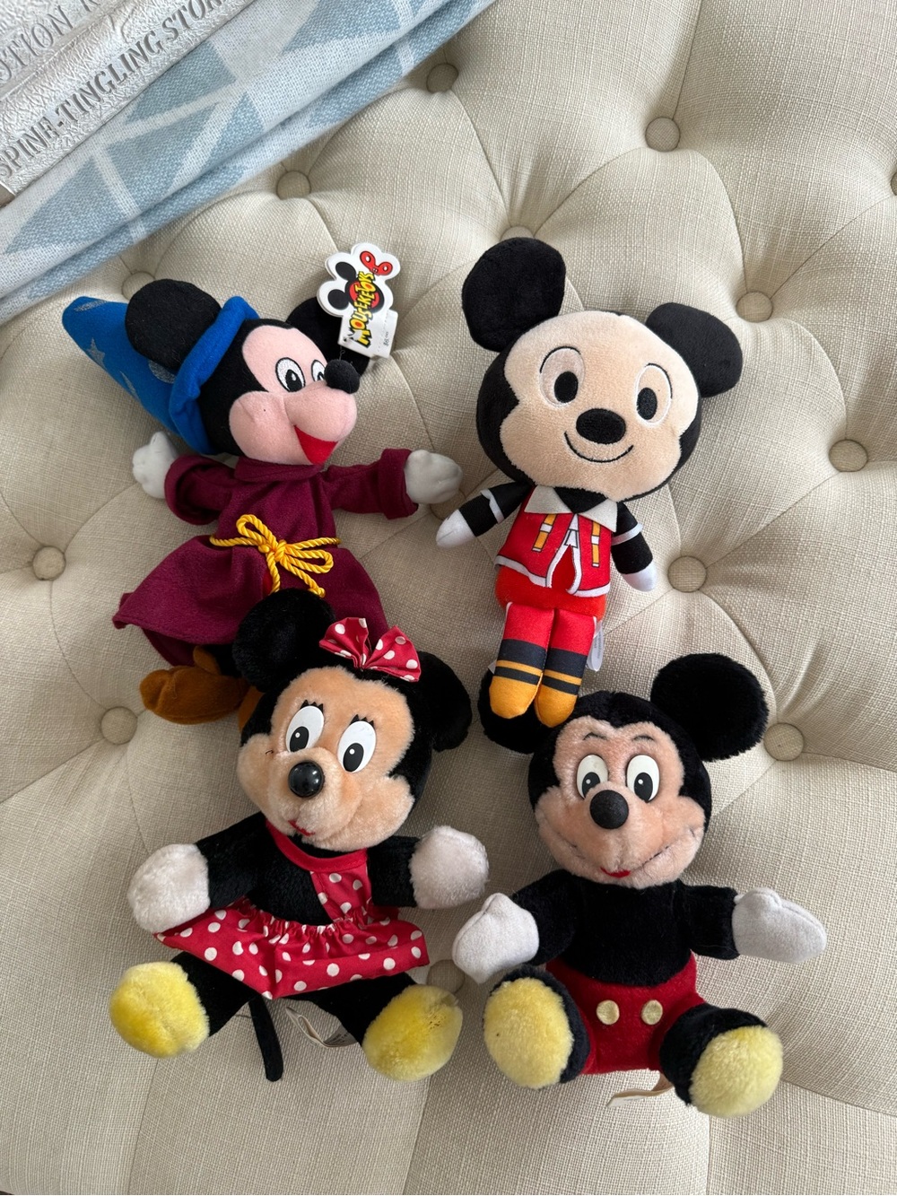 Disney Mickey & Friends Plush Set - Black, Red, Yellow, Blue